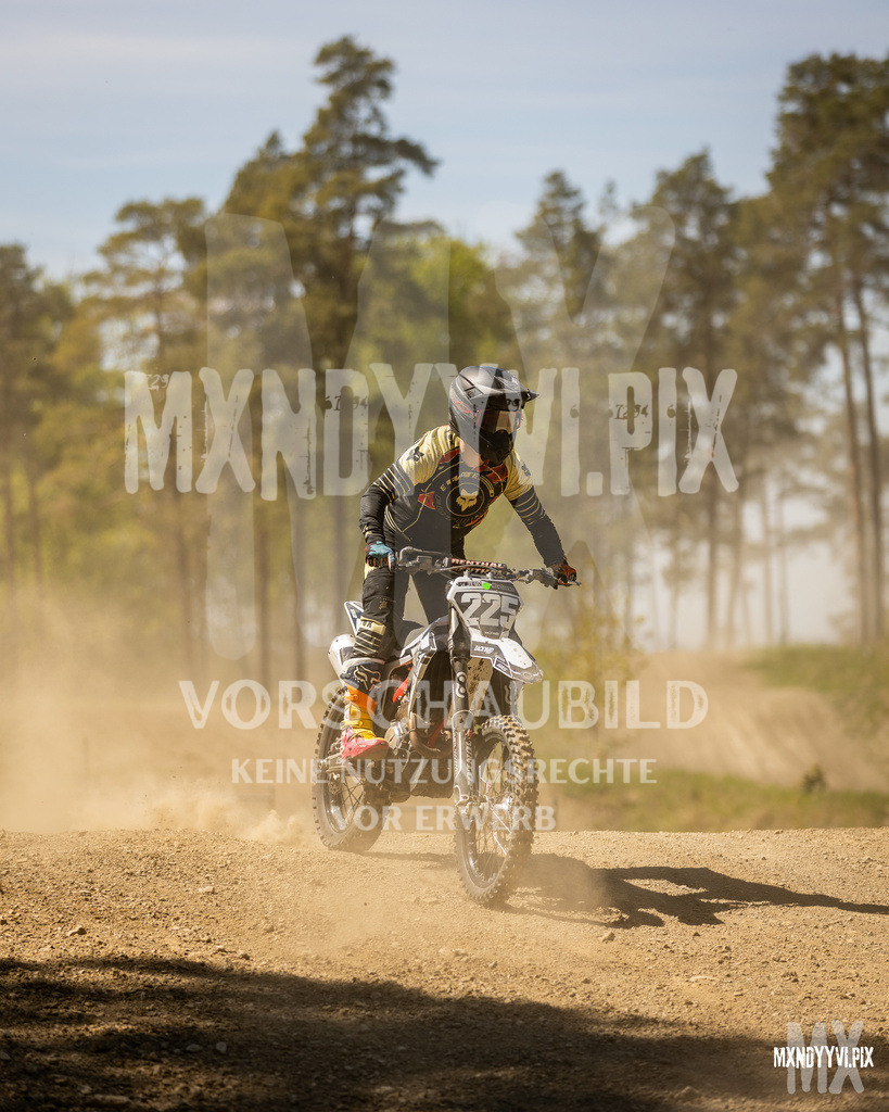 866A5136 | mxndyyvipix