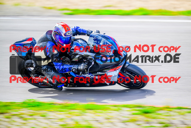 MaZZes_FotoMatrix_240911_6007705_7002 | GELB