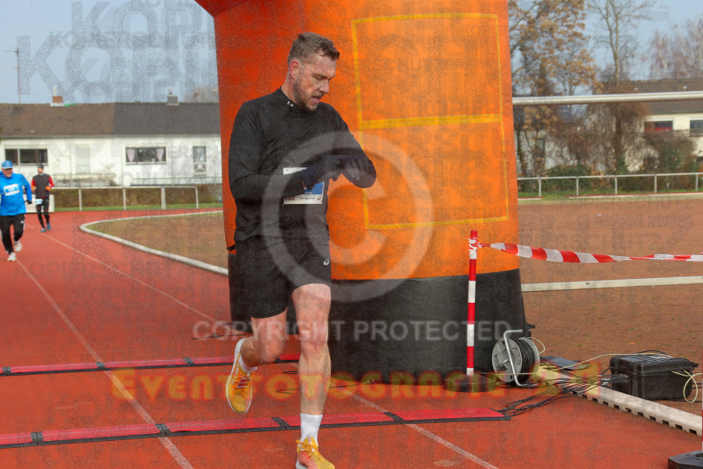 230129_1125_EX1_4889 | Sportfotografie im Rhein-Sieg Kreis, Köln, Bonn, NRW, Rheinland Pfalz, Hessen, etc. Unser Tätigkeitsfeld umfasst den Laufsport vom Volkslauf über den Marathon, Duathlon, Triathon bis zum Ultralauf wie Kölnpfad Ultra oder Schindertrail.