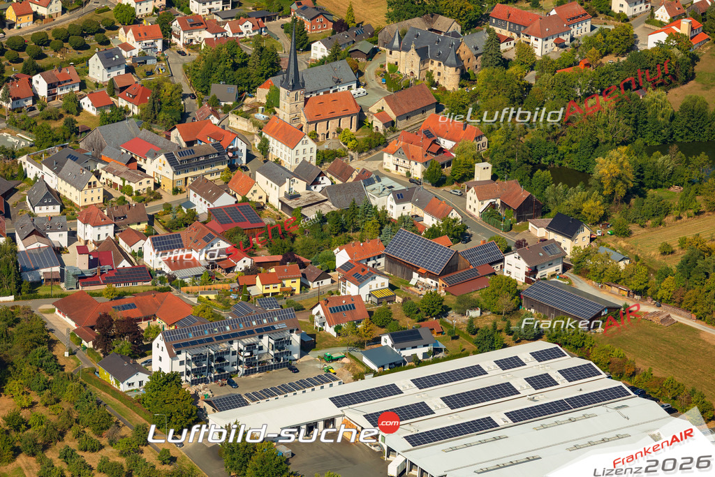 Schrägluftbild  Schmölz  Küps - Das Luftbild wurde 2025 vom UL-Flugzeug heraus erstellt ( keine Drohne ) - Hochauflösende Luftaufnahme -Nicht vergleichbar mit Google Maps oder Satelittenbilder- Die Geschenkidee !Mit Lizenz und Bildrechte bestellbar