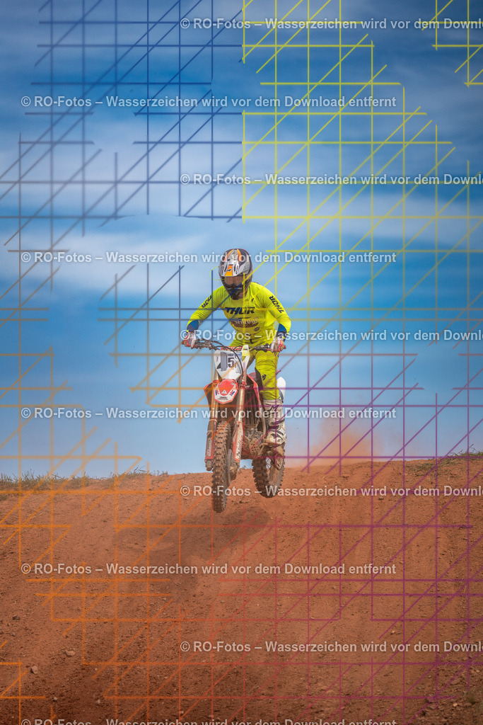 Wolfshausen 3 Lauf -550 | Sportfotografie von RO-Fotos: Motorsport, Motocross, Enduro, Laufveranstaltungen und Triathlon. Professionelle Fotos von Sportlern und Events. - Realisiert mit Pictrs.com