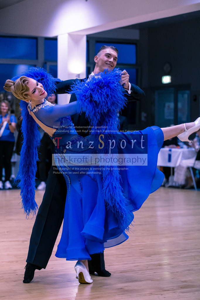 20250906_LM_By_HGR-S-Std_7232 | Tanzsportbilder, Standardtanz, Lateintanz, WDSF, DTV, LTVB, dancecomp, goc, hessen tanzt, blaues band der spree, walzer, tango, wiener walzer, slowfox, quickstepp, samba, rumba, cha-cha-cha, paso doble. jive, hd-kroft photography, turniertanzsport