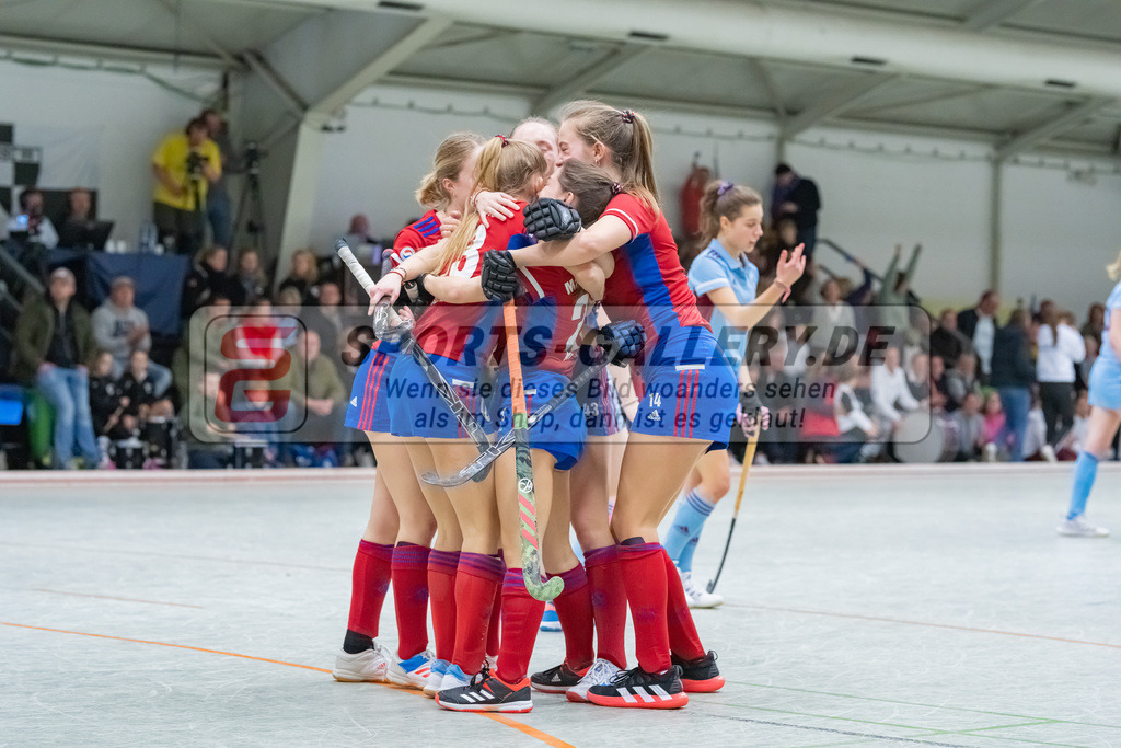 HK_20230226_105229 | Deutsche Meisterschaft WU16 Spiel um Platz 3 UHC Hamburg - Mannheimer HC am 26.2.2023 DSC 99, Düsseldorf ,