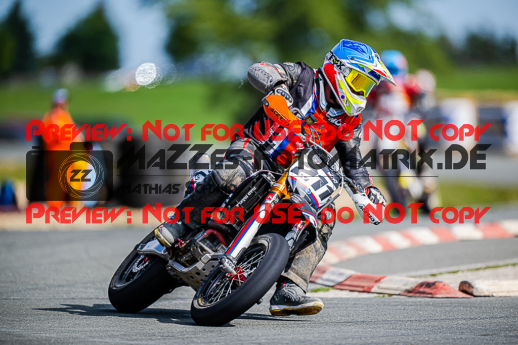 MaZZes_FotoMatrix_220903_3559 | UE40