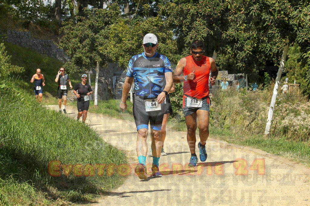 250824_1240_EX1_0169 | Sportfotografie im Rhein-Sieg Kreis, Köln, Bonn, NRW, Rheinland Pfalz, Hessen, etc. Unser Tätigkeitsfeld umfasst den Laufsport vom Volkslauf über den Marathon, Duathlon, Triathon bis zum Ultralauf wie Kölnpfad Ultra oder Schindertrail.