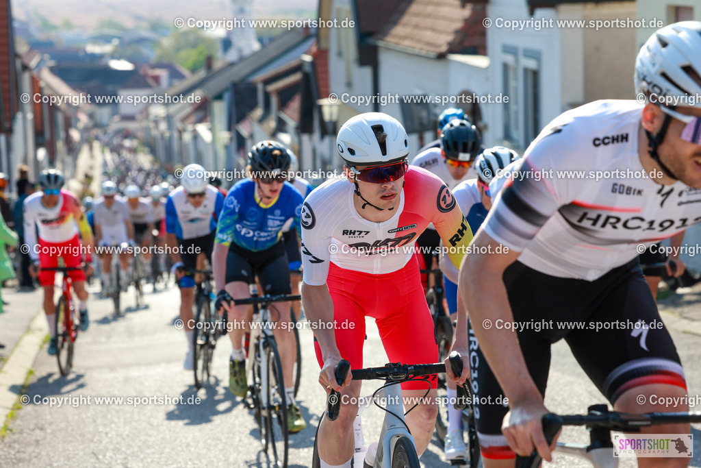 107_AR6_8540 | Neusiedlersee Radmarathon 2026@sportshot_your_pictrs #yourpictures#roadtowm2029 #nrm #neusiedlerseeradmarathon #neusiedlersee #neusiedlerseetourismus #burgenland #mörbisch #nrm26 #burgenlandtourismus #voglundco #poweredbyburgenlandtourismus #radsport #rad #marathon #ucigranfondo #visitburgenland #ucigranfondoworldseries