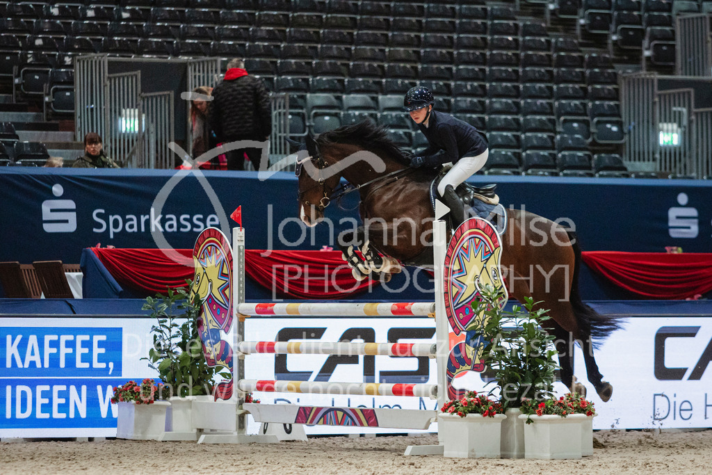 240120_Leipzig_AmateurSmall-188 | Deine schönsten Turniermomente als professionelle Fotos! Entdecke hochwertige Pferdesport-Fotografie im Online-Shop. Jetzt Fotos finden & bestellen!