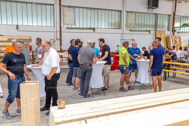 Maschinenpräsentation bei Holzbau Bretis