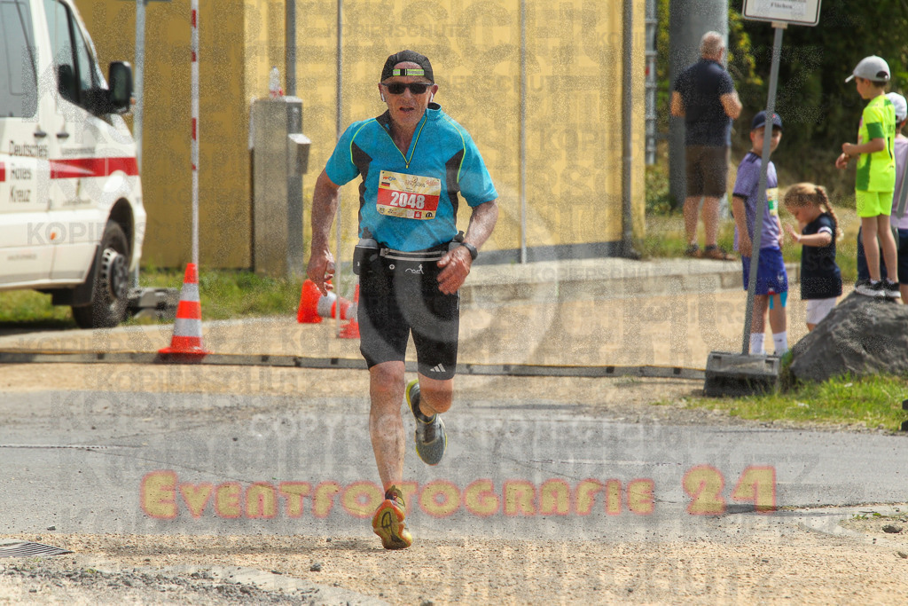 250614_1108_EV4_8626 | Sportfotografie im Rhein-Sieg Kreis, Köln, Bonn, NRW, Rheinland Pfalz, Hessen, etc. Unser Tätigkeitsfeld umfasst den Laufsport vom Volkslauf über den Marathon, Duathlon, Triathon bis zum Ultralauf wie Kölnpfad Ultra oder Schindertrail.