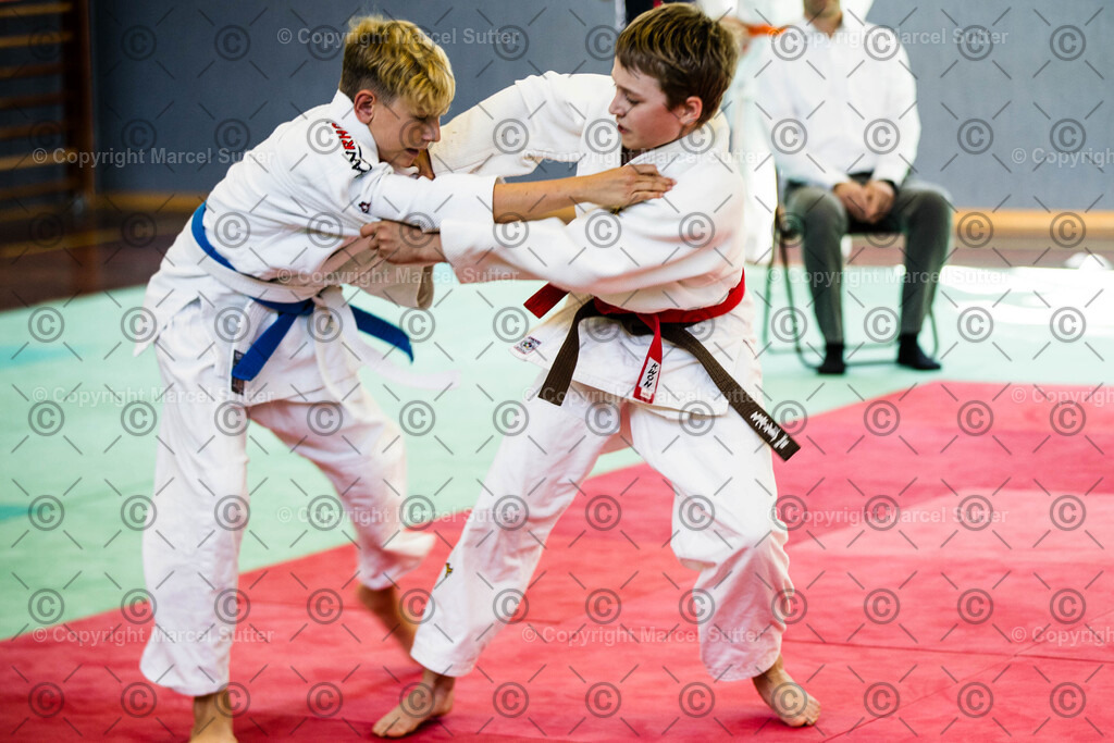 250920-111442-_G2A9952-MarcelSutter | Finde und bestelle deine Sport- und Eventfotos in höchster Qualität. Professionelle Aufnahmen von Wettkämpfen, Veranstaltungen und Outdoor-Events – schnell und einfach online bestellen. - Realisiert mit Pictrs.com