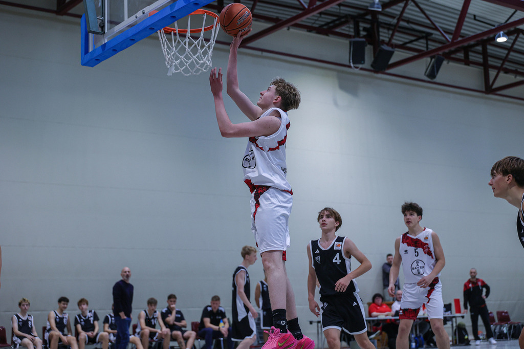 JBBL BAYER GIANTS vs Team BonnKöln RAG-117 | Fotos von Basketballspielen aus dem Raum NRW fotografiert von Gero Mueller-Laschet und Daniel Schaefer - Realisiert mit Pictrs.com