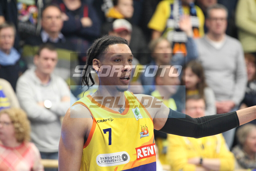 Phoenix Hagen - Nürnberg Falcobns | Devonte McCall  - © Sportfoto-Sale (MK) - Realisiert mit Pictrs.com