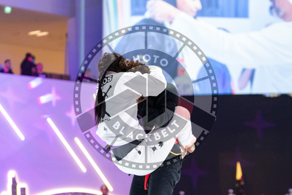 20231109PBB4117 | Fighters compete during the AJP World Professional Championship in the Mubadala Arena in Abu Dhabi, Arab United Emirates, on November 9, 2023.