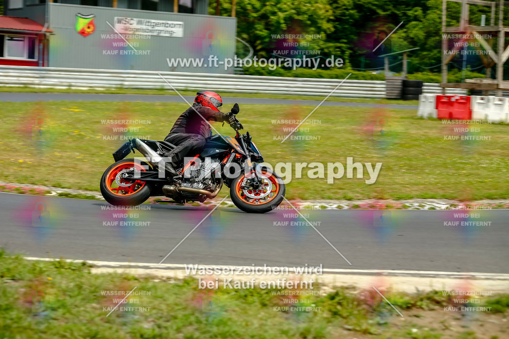 VBK-4738 | Hier findet Ihr Bilder von Touristenfahrten auf der Nürburgring Nordschleife oder von anderen Veranstaltungen die ich besucht habe. Viel Spass beim Durch Schauen 