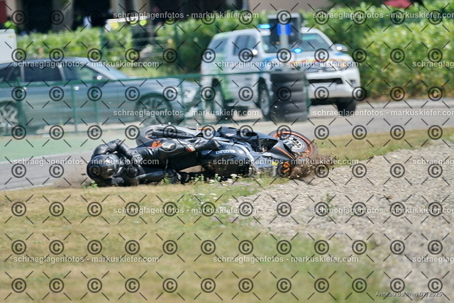 25bt04-1970 | markuskiefer.com - Realisiert mit Pictrs.com