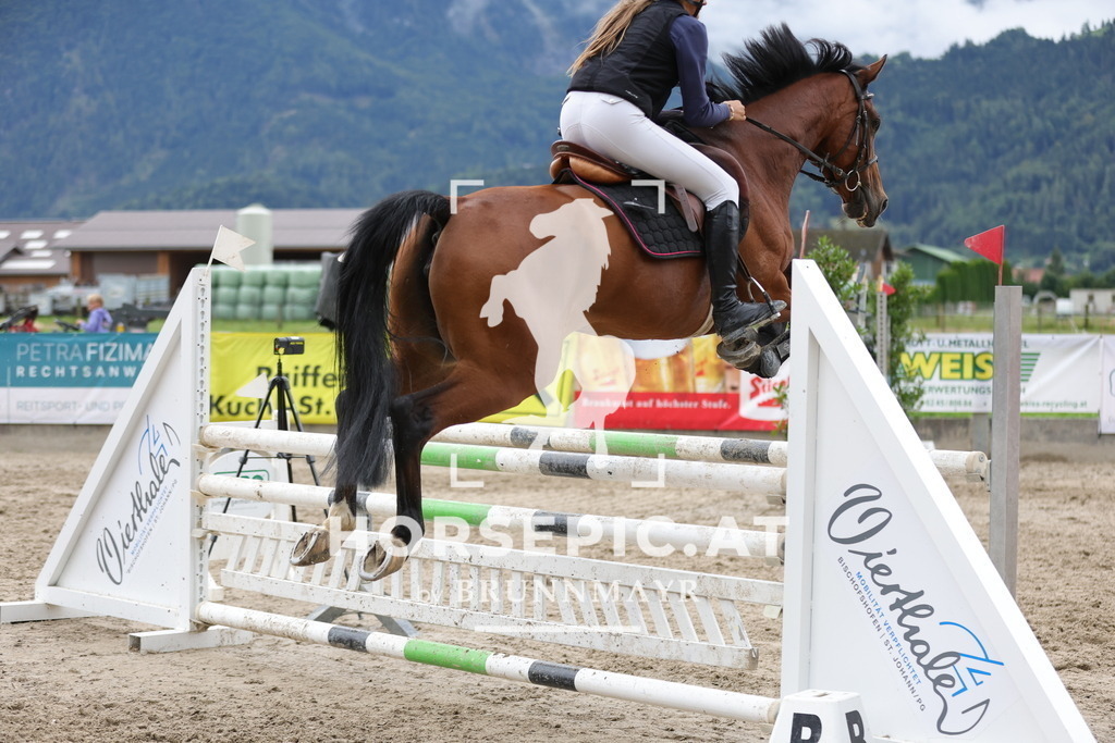 0P6A2621 | Willkommen bei Brunnmayr - Design & Fotografie – Ihrem Spezialisten für Reitturniere und Pferdeveranstaltungen in Oberösterreich, Salzburg und Bayern! Seit über 17 Jahren sind wir leidenschaftlich dabei.
