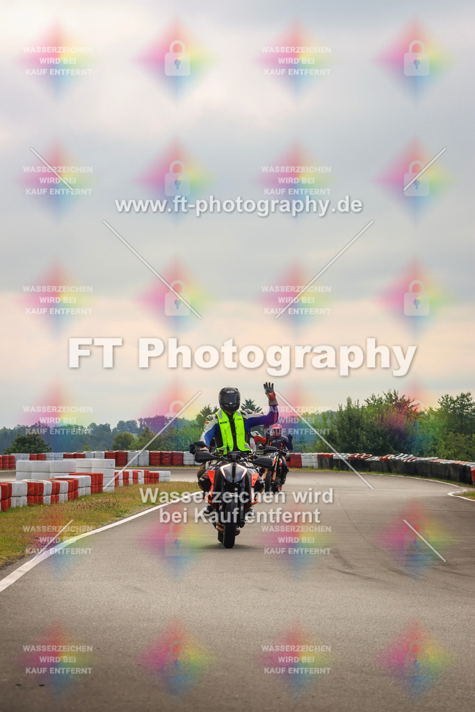 _DSK1910 | Hier findet Ihr Bilder von Touristenfahrten auf der Nürburgring Nordschleife oder von anderen Veranstaltungen die ich besucht habe. Viel Spass beim Durch Schauen 