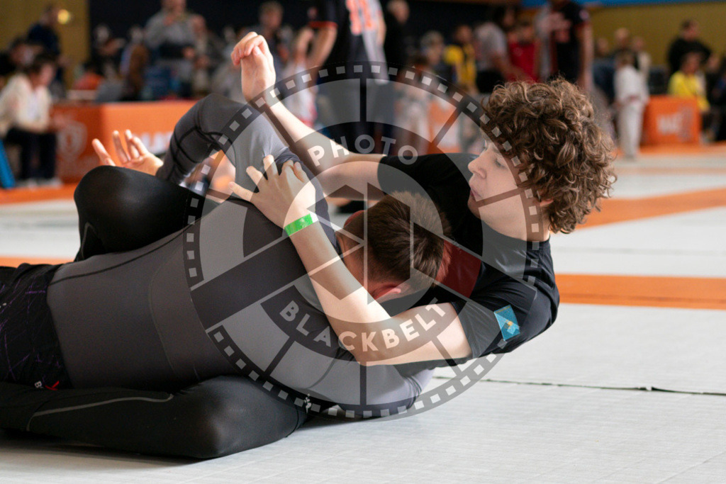 20240915PBB0164 | Athletes compete during the Grappling Industries’ grappling and Brazilian jiu-jitsu competition in Berlin, on September 15, 2024.