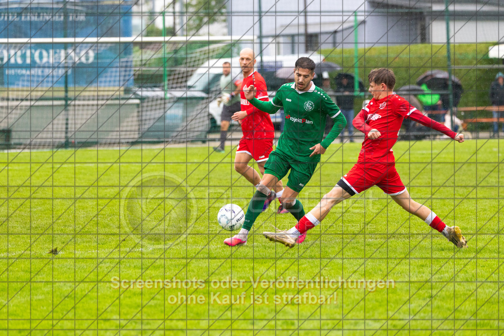 20261011_152053_0054_(c)_by_PhotoPeet | #,KSG Eislingen (grün) vs. 1.FC Donzdorf (rot), Fußball, Bezirksliga - Bezirk Neckar/Fils, 07. Spieltag, Saison 2026/2027, Rasensportplatz, Albstraße 69, 73054 Eislingen, 11.10.2026 - 15:00 Uhr,Foto: PhotoPeet / Sport- &amp; Eventfotografie / Peter Harich