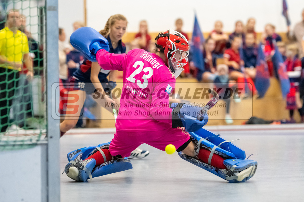 SFE_20221127_0094 | 1. Bundesliga Hockey Damen Düsseldorfer HC - Rot-Weiss Köln am 27.11.2022 in Düsseldorf (Düsseldorfer Hockeyclub 1905 e.V.), Photo: Stephan Fehrmann 2022 (Sports-Gallery),Lisa Höllriegl ( Torfrau Rot-Weiss Köln #23 )