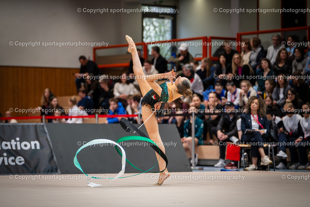 Z7A_3391 | HUN Berta Julia Nemeth Gymnastik International 2026 in der Sporthalle Schmiden in Fellbach (Deutschland).Foto: Klaus Gruber / sportagenturphotography - Realisiert mit Pictrs.com