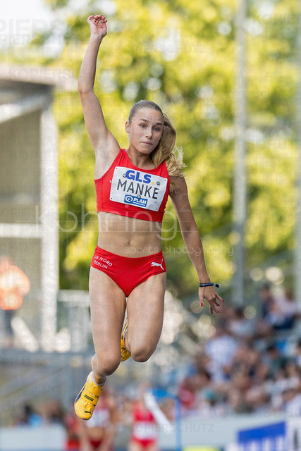 Deutsche Leichtathletik-Meisterschaften; Bochum-Wattenscheid, 25.07.2026 | Michelle Manke (LG Nord Berlin), Dreisprung ; Deutsche Leichtathletik-Meisterschaften am 25.07.2026 im Lorheide-Stadion, Bochum-Wattenscheid (Nordrhein-Westfalen).