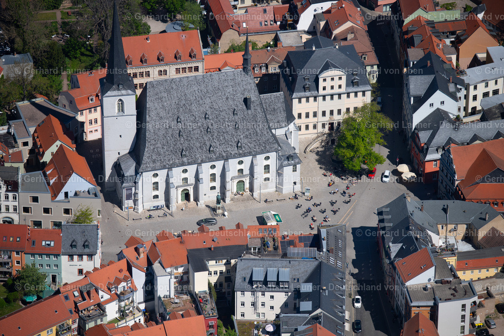 4026827 | WEIMAR 07.05.2020 Kirchengebäude der Stadtkirche St.Peter und Paul am Herderplatz in Weimar im Bundesland Thüringen, Deutschland. // Church building Stadtkirche St.Peter and Paul on Herderplatz in Weimar in the state Thuringia, Germany. Foto: Gerhard Launer