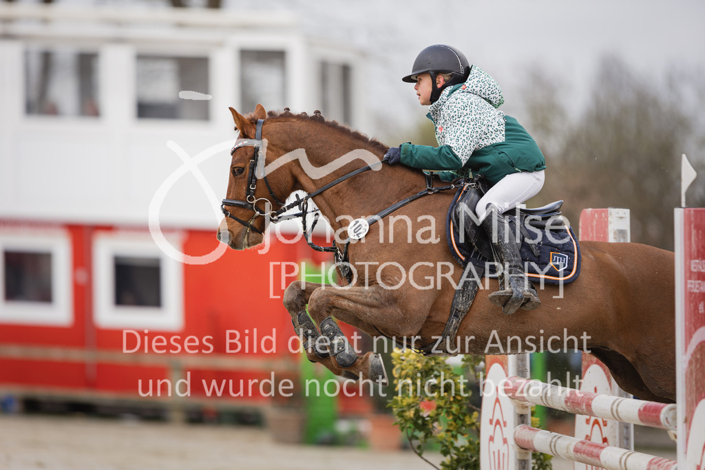 230402_MünsterHandorf_PonyTrophy-358 | Deine schönsten Turniermomente als professionelle Fotos! Entdecke hochwertige Pferdesport-Fotografie im Online-Shop. Jetzt Fotos finden & bestellen!
