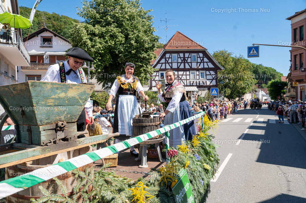 DSC_8090 | Das Burgfest Lindenfels ist ein farbenfrohes Trachtenfest mit Festumzug, Musik und gelebter Heimatkultur – ein Höhepunkt im Veranstaltungskalender des Odenwalds. 