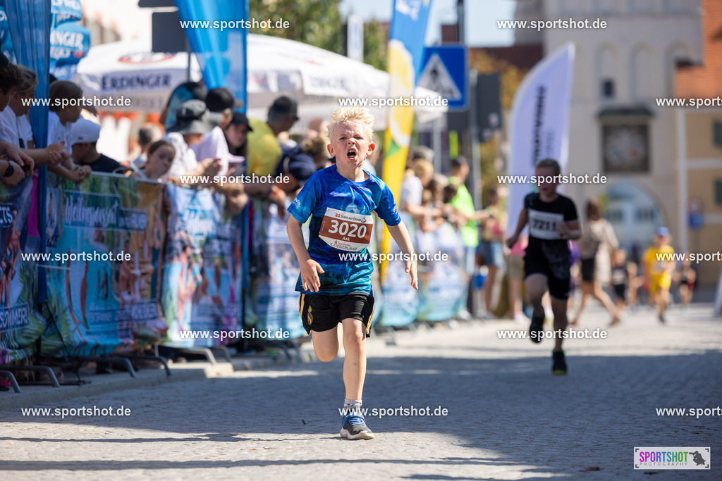 VJ__3199 | Stadtlauf Erding 2025 #stadtlauferding #erdingstadtlauf #stadtlauf_erding #laufmotivation #trisporterding #yourpictrs #sportshot_your_pictrs