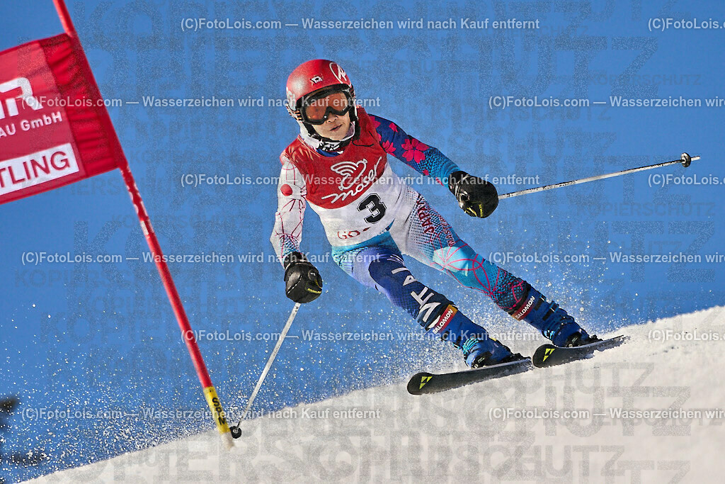 ALP4406_WCM-SuperGiant_Kat-C_Tani Hisako | (C)FotoLois.com, Alois Spandl, World Criterium Masters Ski Alpin 2023 Hochkar, SuperGiantSlalom, Kategorie C, Mi 22. März 2023.