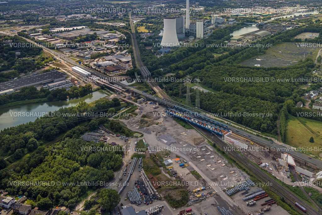 Herne250702970A43 | Luftbild, Großbaustelle Autobahnkreuz Herne mit Tunnelbau, Autobahn A43 zwischen Recklinghausen Emscher- und Rhein-Herne-Kanal Überführung und Abfahrt Bochum Riehmke , Autobahn A42, Baukau-West, Herne, Ruhrgebiet, Nordrhein-Westfalen, Deutschland