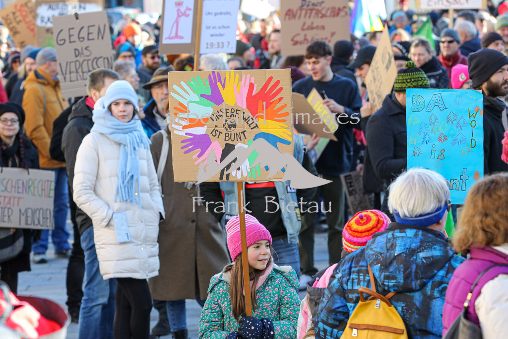 OE7A8199 | Medien- Sport- Entertainmentfotos