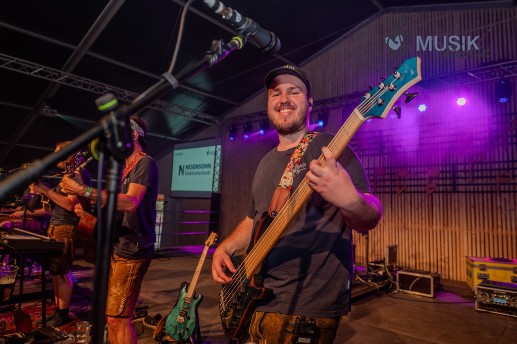 DSC_3204 | "Fussifoto.com – Ihr Ansprechpartner für hochwertige Fotografie! Entdecken Sie kreative Bilder und professionelle Dienstleistungen. Kontaktieren Sie uns für Ihre Projekte!"