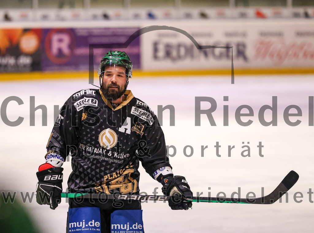 2024-03-15_020_TSV_Erding_gegen_EHC_Koenigsbrunn | Erding, Deutschland, 15.03.2024:
Eishockey, Bayernliga Playoffs 2023 / 2024, 3. Spieltag, TSV Erding gegen EHC Königsbrunn, Endergebnis: 3:4 n. V.

Rudolf Lorenz (Erding Gladiators, #91)

Foto: Christian Riedel / fotografie-riedel.net