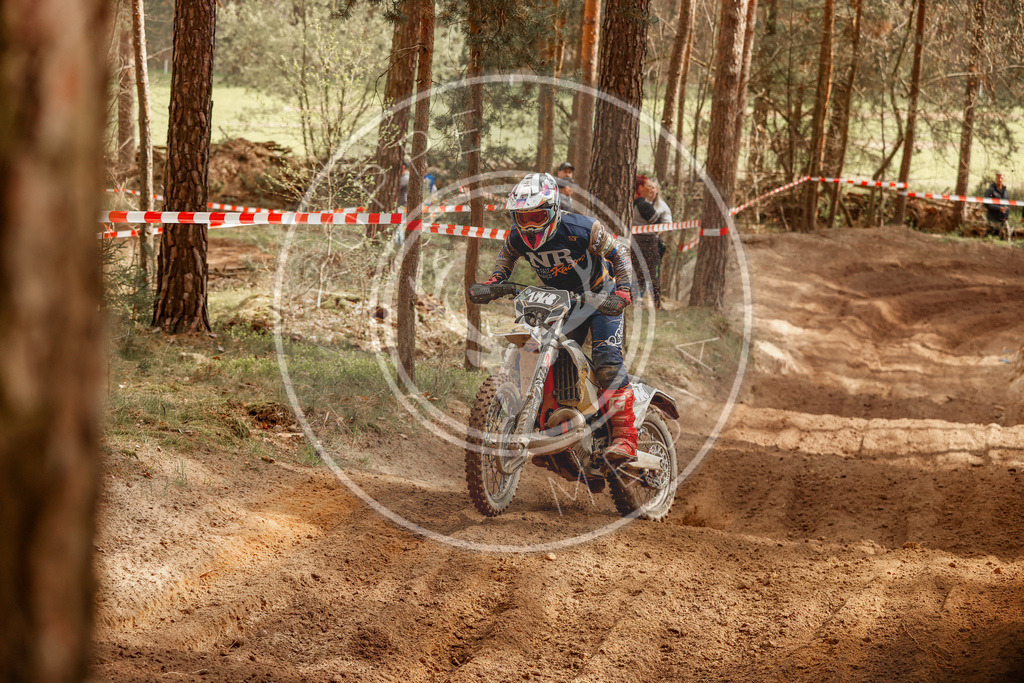 4TaktLauf1-470 | koppe-media - Realisiert mit Pictrs.com