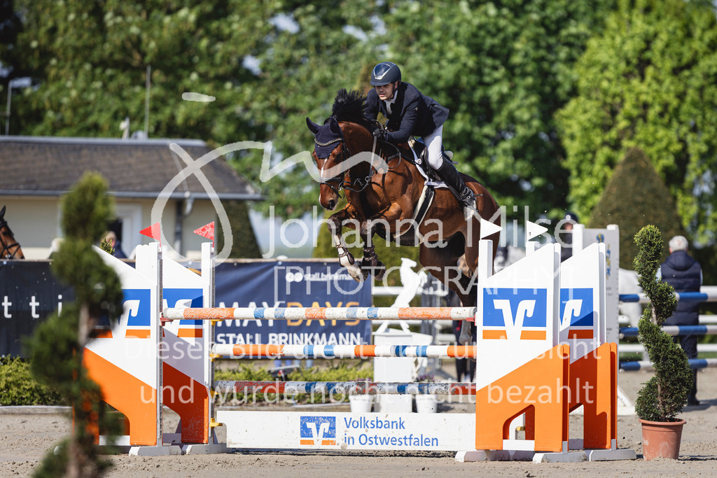 260509_PfSpTa_11_M1-Spr-104 | Deine schönsten Turniermomente als professionelle Fotos! Entdecke hochwertige Pferdesport-Fotografie im Online-Shop. Jetzt Fotos finden & bestellen!