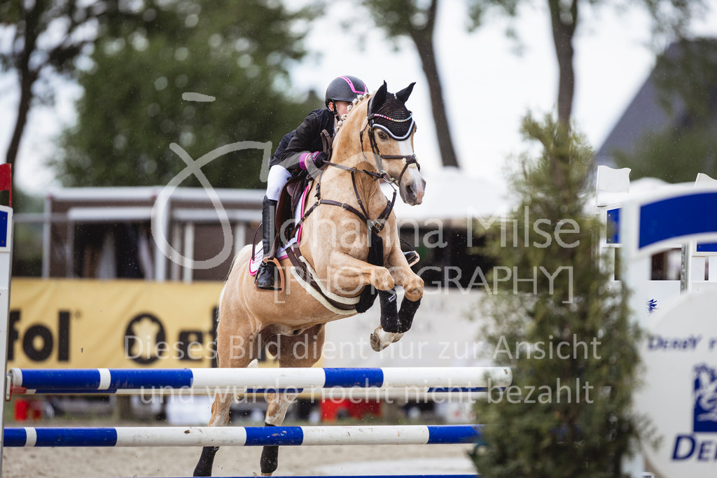240504_PonyTrophy-173 | Deine schönsten Turniermomente als professionelle Fotos! Entdecke hochwertige Pferdesport-Fotografie im Online-Shop. Jetzt Fotos finden & bestellen!