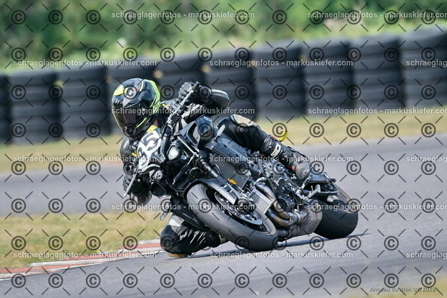 25bt04-1858 | markuskiefer.com - Realisiert mit Pictrs.com