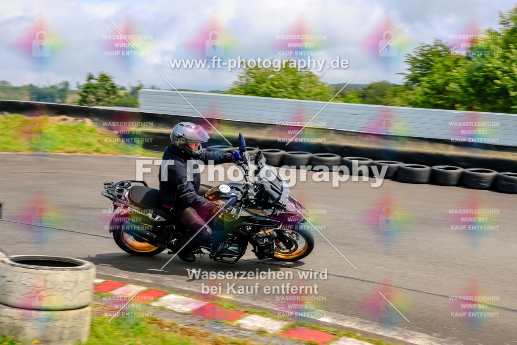 _TCM3262 | Hier findet Ihr Bilder von Touristenfahrten auf der Nürburgring Nordschleife oder von anderen Veranstaltungen die ich besucht habe. Viel Spass beim Durch Schauen 