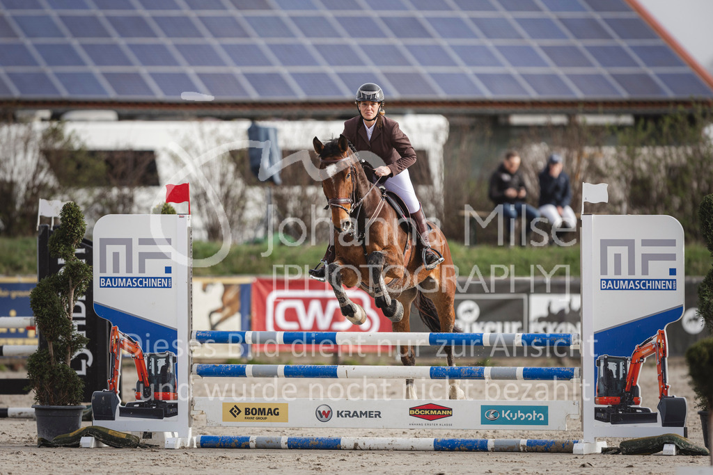 240330_Fruehlingsfest_Amateur-SprPf-A-206 | Deine schönsten Turniermomente als professionelle Fotos! Entdecke hochwertige Pferdesport-Fotografie im Online-Shop. Jetzt Fotos finden & bestellen!