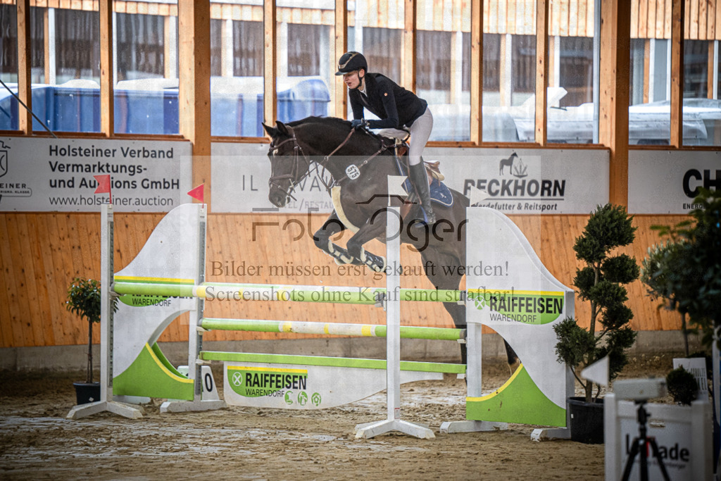 DOS_1142 | Entdecke hochwertige Reitturnierfotos von Foto Oger. Professionell, emotional und authentisch – jetzt Lieblingsmomente im Shop bestellen.Deutschlandweite Turnierfotografie. - Realisiert mit Pictrs.com