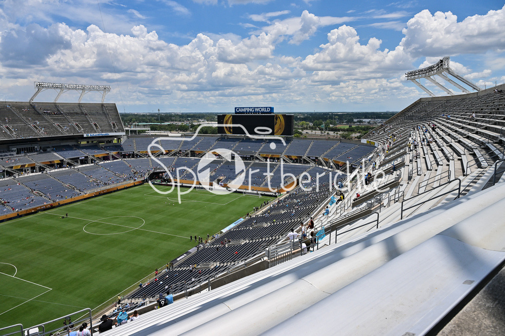 Juventus Turin - Manchester City | Im Camping Word Stadium von Orlando - Forlirda findet heute am dritten Spieltag der Vorrunde der Club WM in Amerika das Spiel zwischen Juventus und Mancity statt / Symbolbild / Stadionfoto / Stadionbild / FIFA Club World Cup: Juventus Turin - Manchester City, Camping World Stadium am 26.06.2025 / NOT FOR SALE IN USA