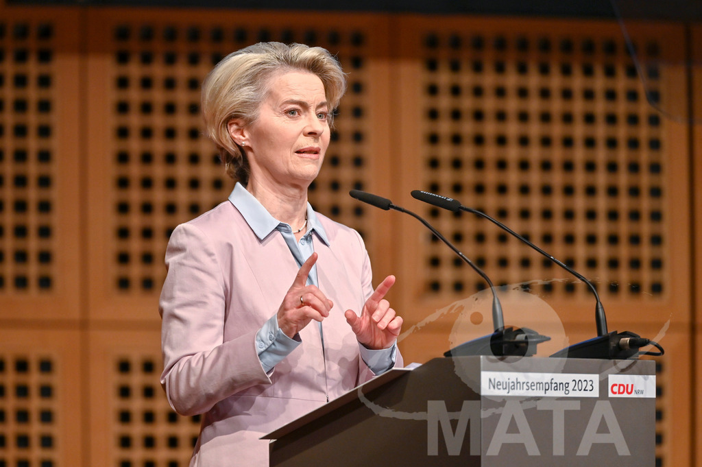_DWI0726 | Politikerin Ursula von der Leyen beim CDU-NRW Neujahrsempfang in Düsseldorf. Düsseldorf, 28.01.2023 - Realisiert mit Pictrs.com