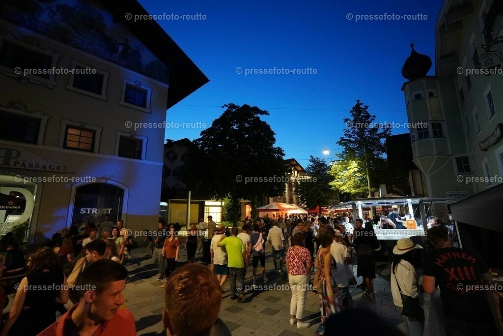 o-news-2023-Juli15-Marktfest_Reutte2-DSC01719 | Info aus dem Bezirk Reutte/Ausserfern Tirol sowie eine umfangreiche Bilddatenbank über die gesamte Region: Lechtal, Talkessel Reutte, Tannheimertal, Zwischentoren. Lech, Plansee, Zugspitze, Grenztunnel, B179, Fernpassstraße, Verkehr, Lawinen, Tradition, - Realisiert mit Pictrs.com