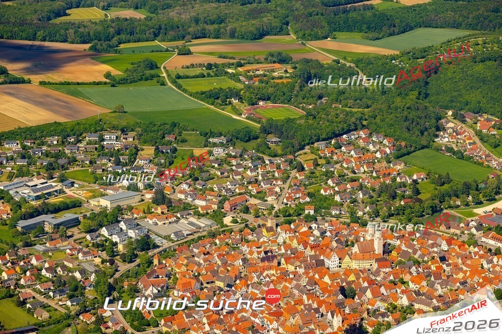 Das Luftbild zeigt :  Wemding - Die Luftaufnahme wurde 2024 vom UL-Flugzeug aus erstellt ( keine Drohne ) - Hochauflösende Luftaufnahme - Für grossformatige Ausdrucke geeignet. Die Geschenkidee !Mit Lizenz und Bildrechte bestellbar