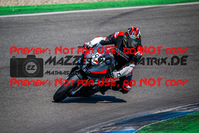 MaZZes_FotoMatrix_240520_6007705_5393 | ROT