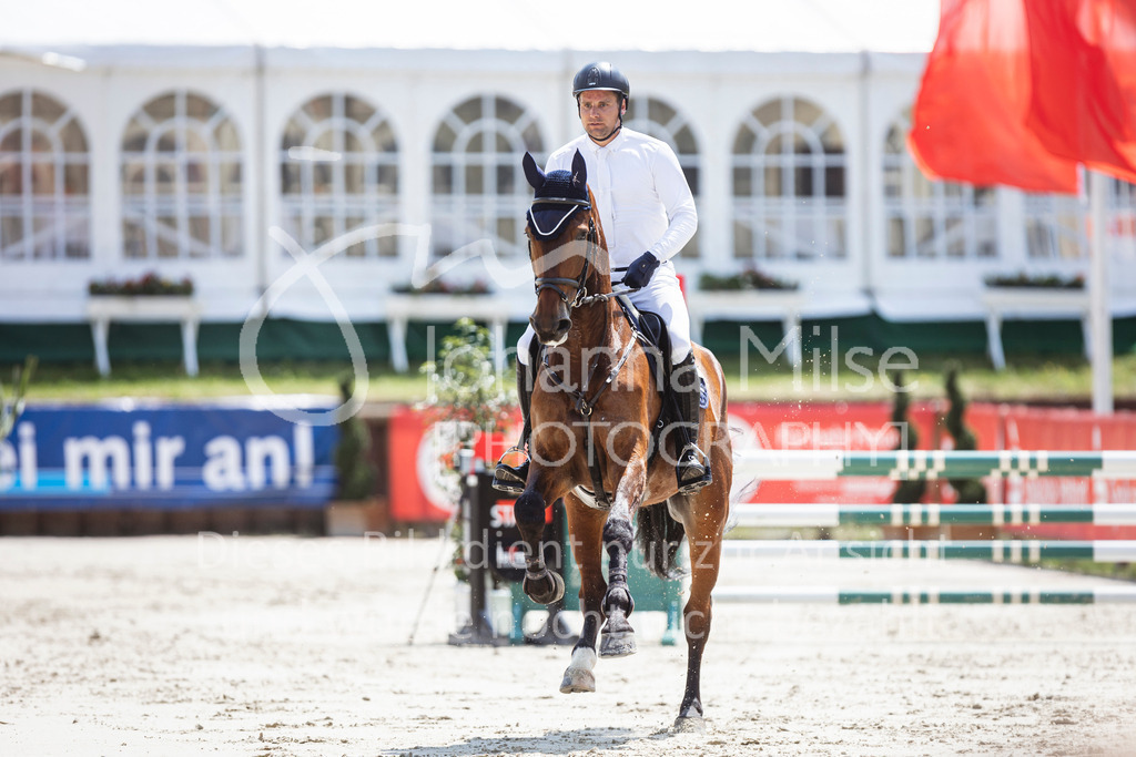 240711_BHO_L-Stil-1-474 | Deine schönsten Turniermomente als professionelle Fotos! Entdecke hochwertige Pferdesport-Fotografie im Online-Shop. Jetzt Fotos finden & bestellen!