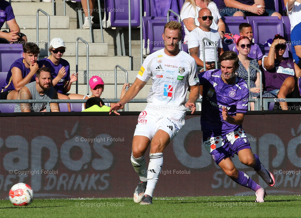 A_LUI_11082024_17 | SPORT,FUSSBALL,ADMIRAL BUNDESLIGA AUSTRIA WIEN-RZ PELLETS WAC  11.08.2024 IM BILD: ANDREAS GRUBER  (AUSTRIA WIEN) UND JONATHAN SCHERZER (WAC) ) FOTO:FOTOLUI/MW