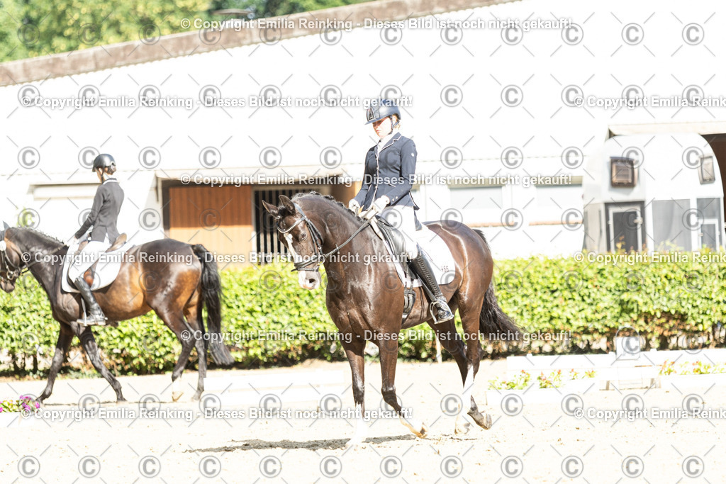 CL5A5995 | Emilia Reinking Fotografie - Realisiert mit Pictrs.com